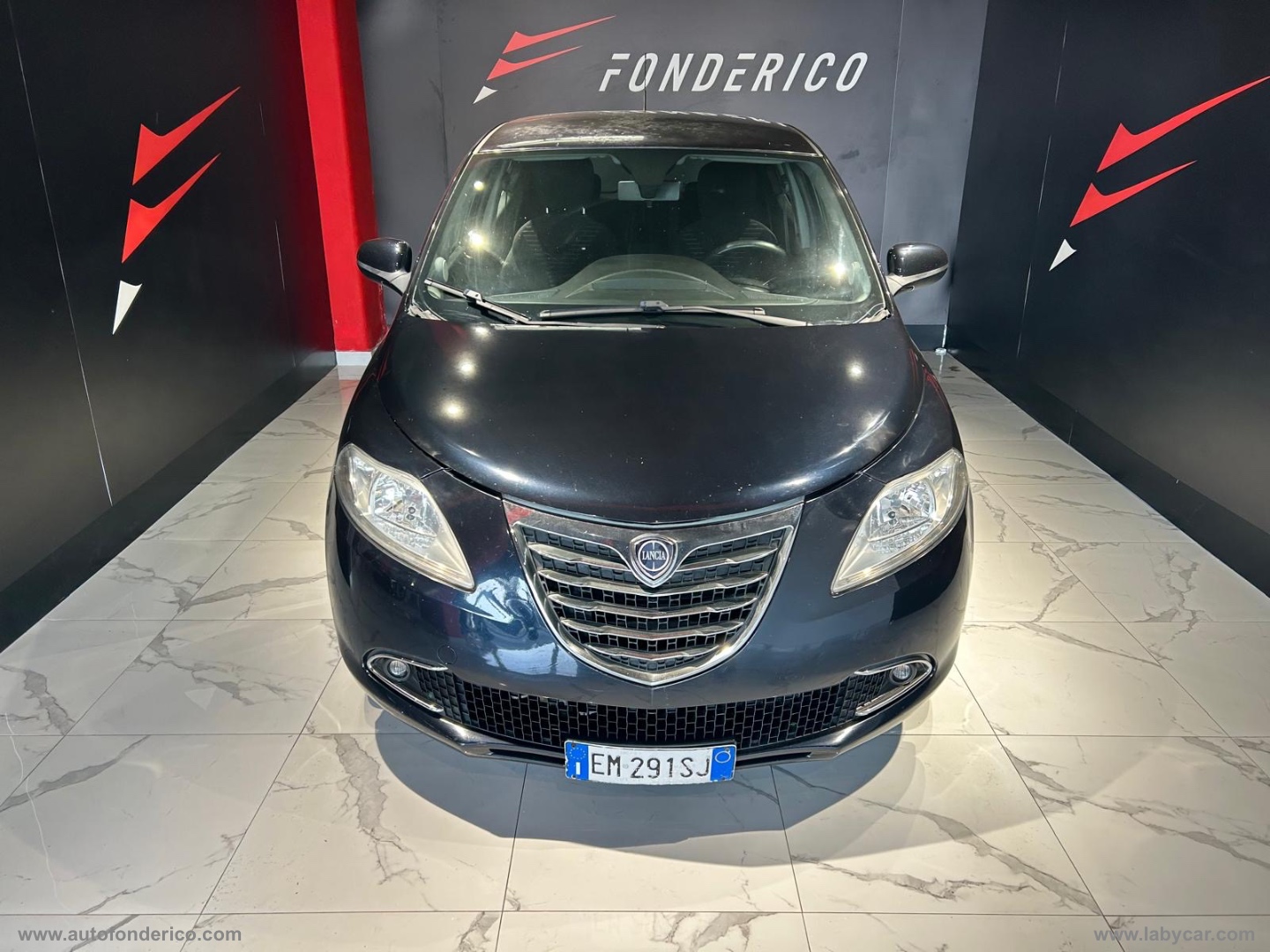 LANCIA Ypsilon