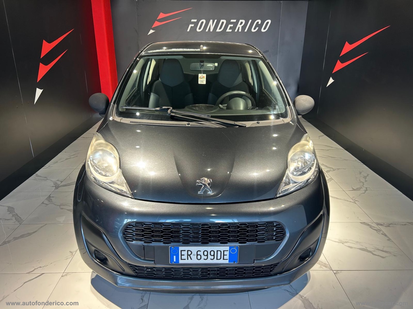 PEUGEOT 107