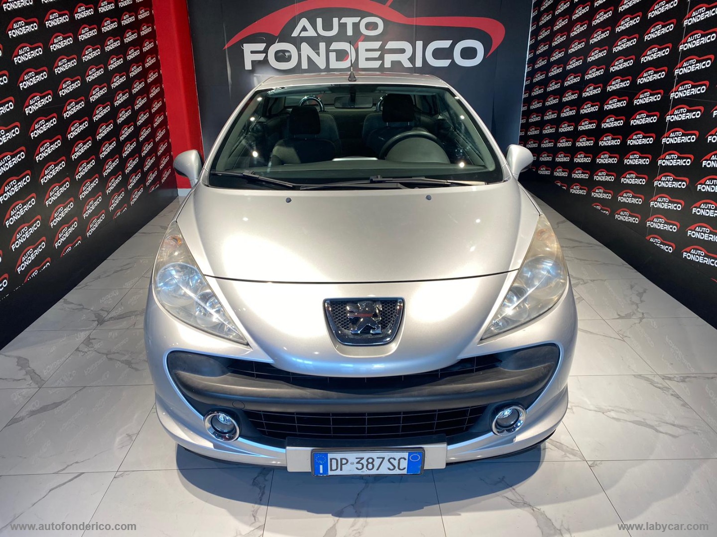 PEUGEOT 207