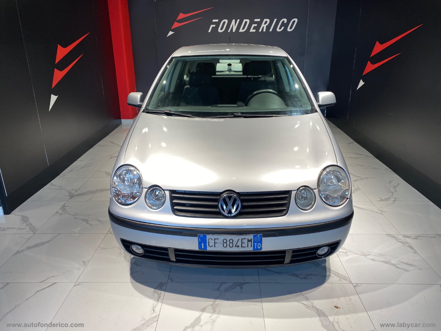 VOLKSWAGEN Polo