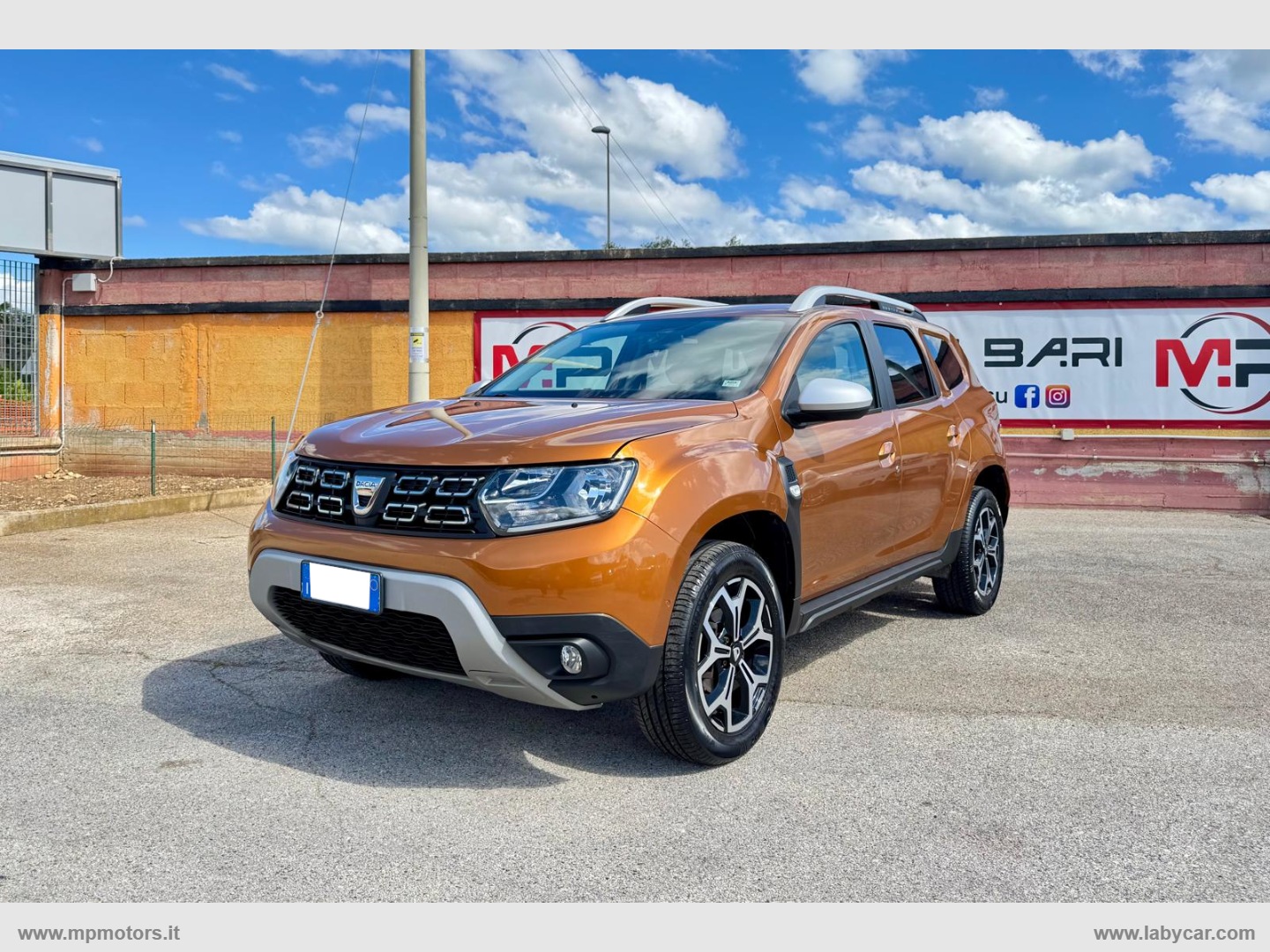 DACIA Duster