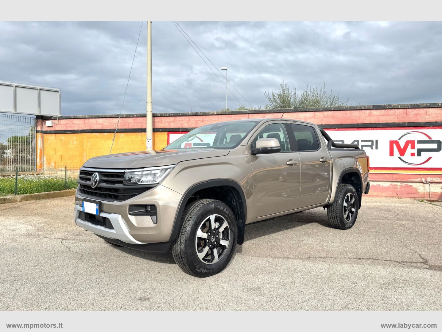VOLKSWAGEN Amarok