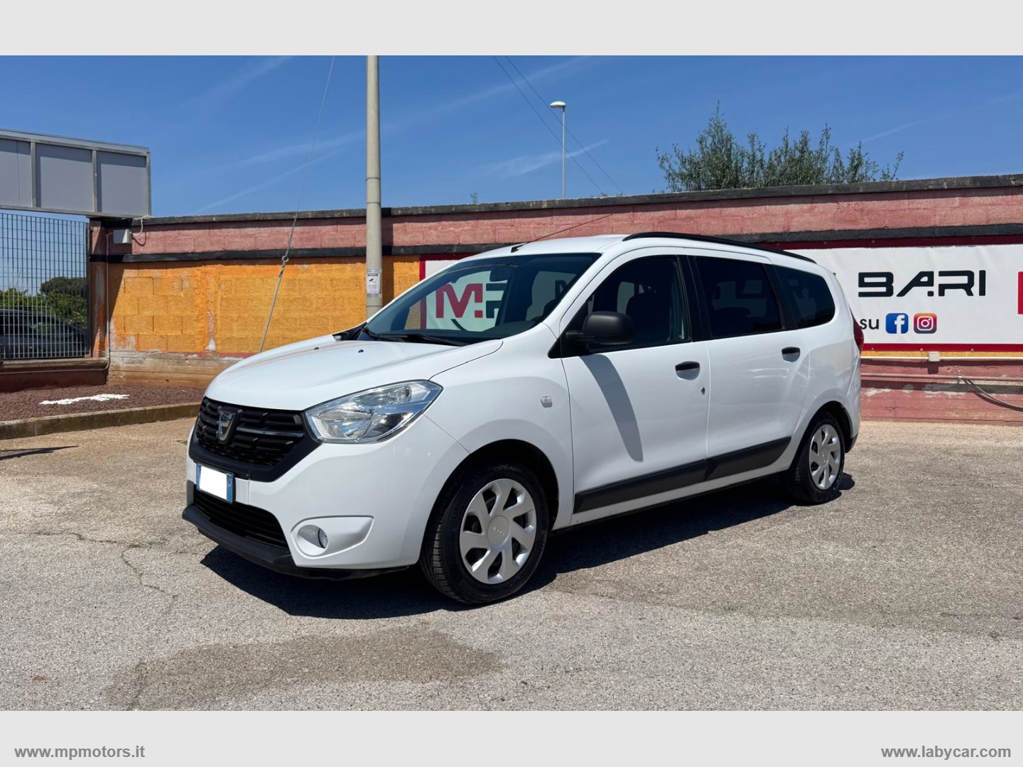 LODGY AMBIANCE 7 POSTI 1.6 100CV GPL                                                        