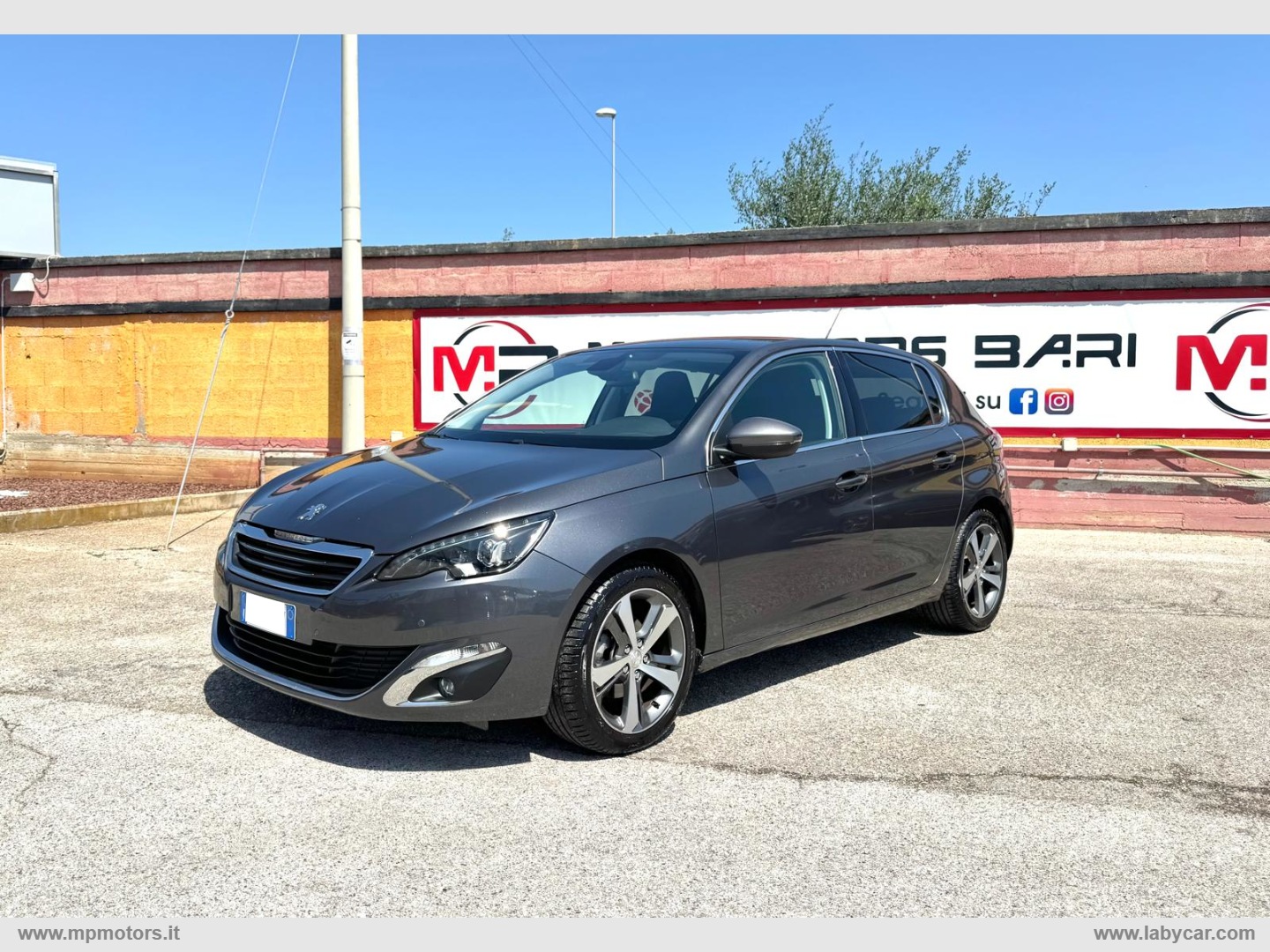 PEUGEOT 308