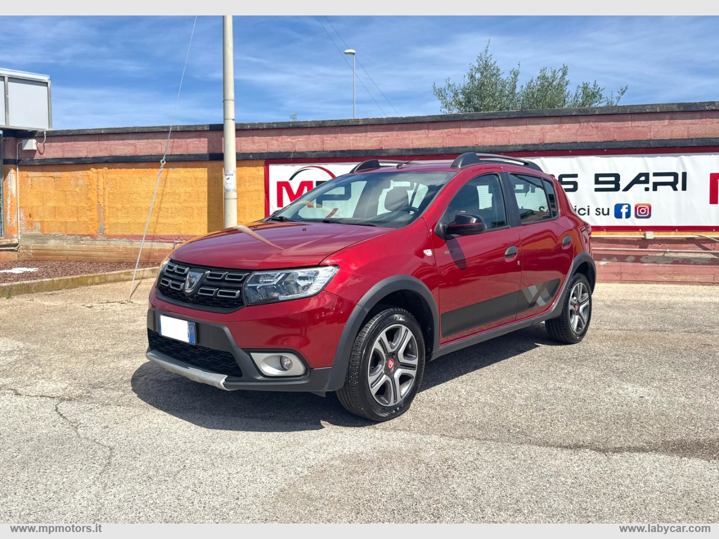 DACIA Sandero
