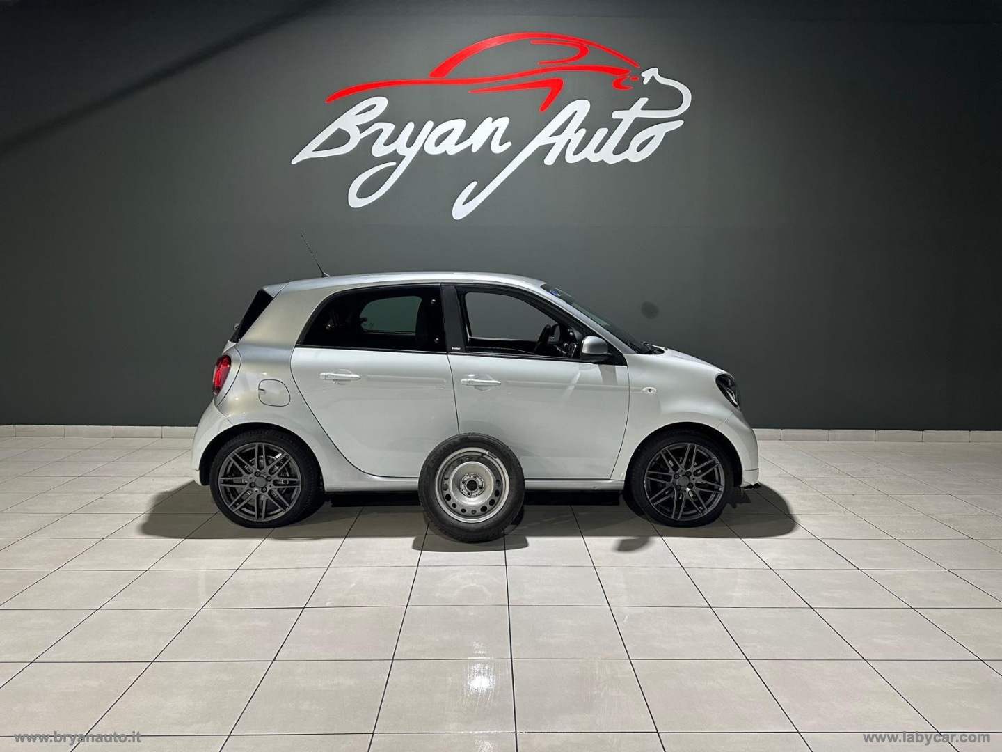 forfour 90 0.9 Turbo twinamic Brabus St.                                                        