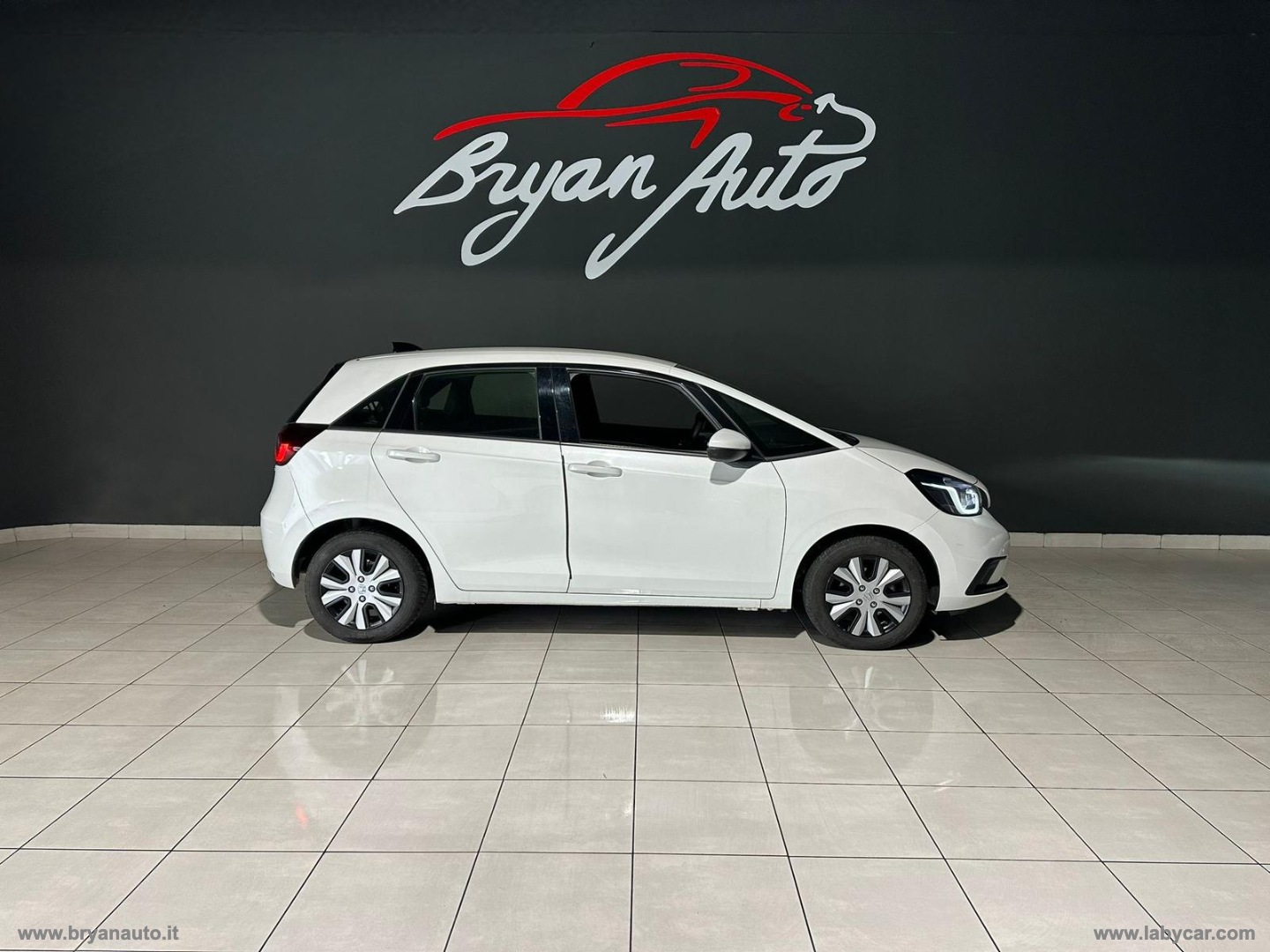 Jazz 1.5 Hev Crosstar eCVT Executive                                                        