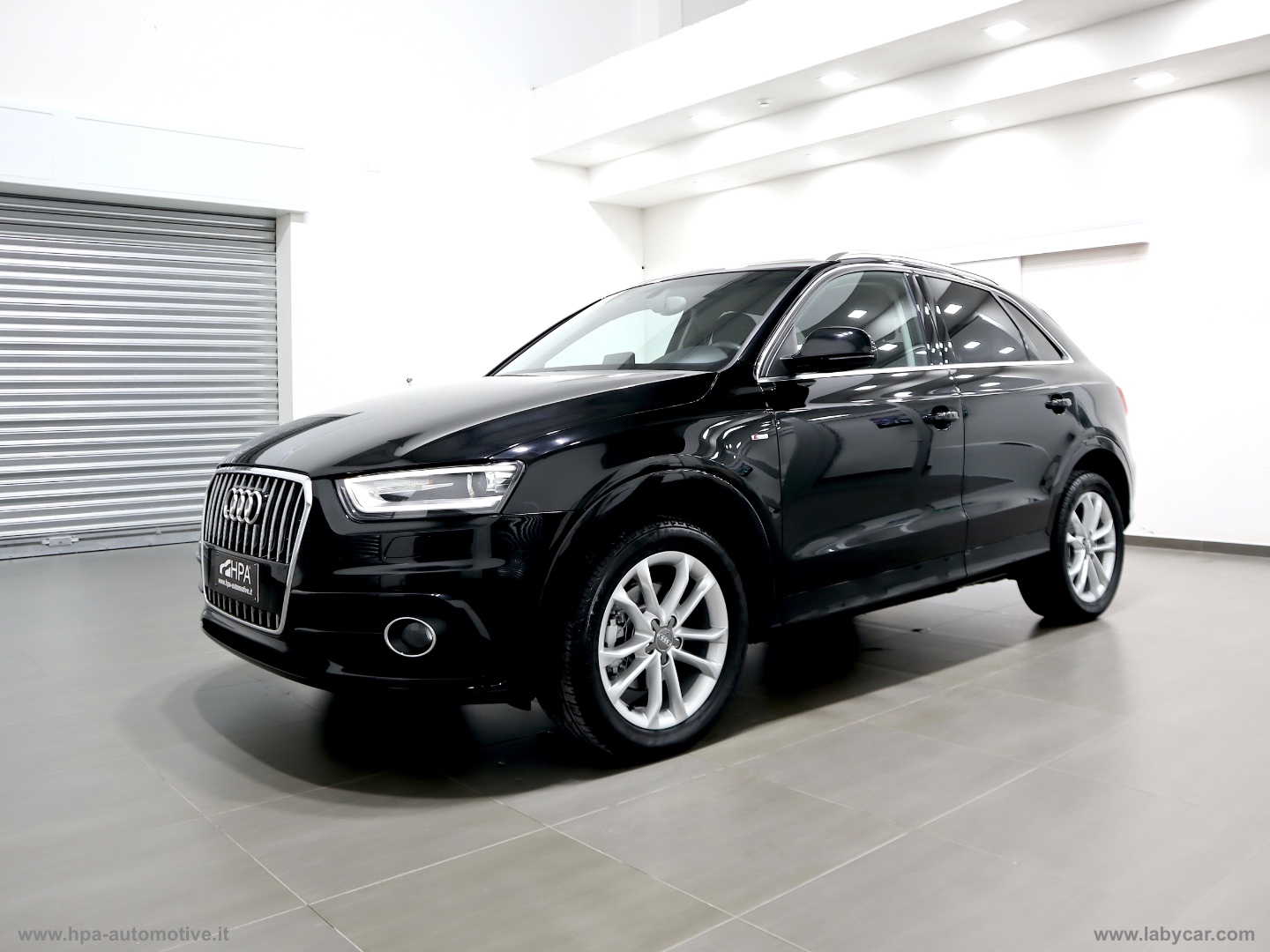 AUDI Q3