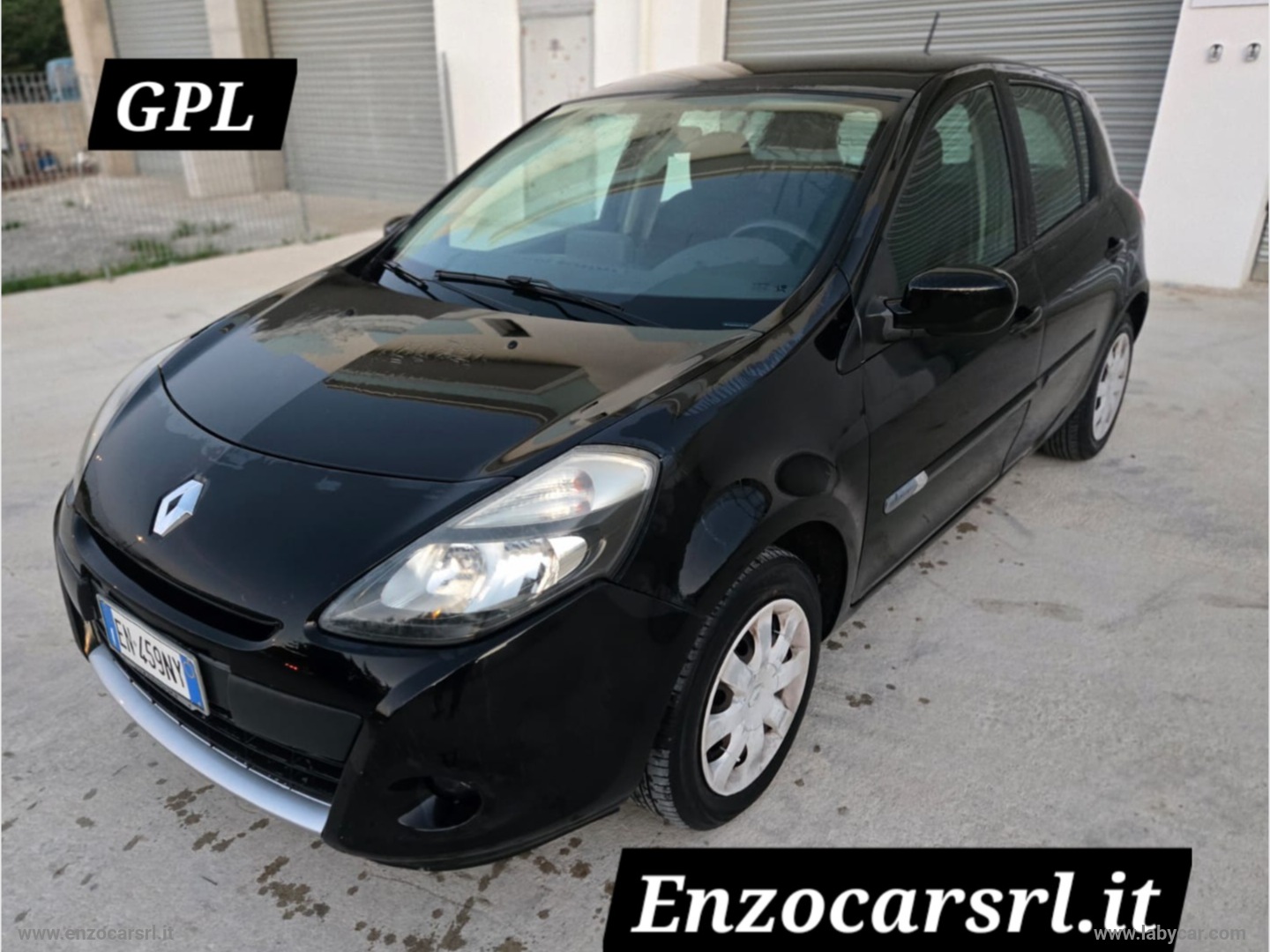 RENAULT Clio
