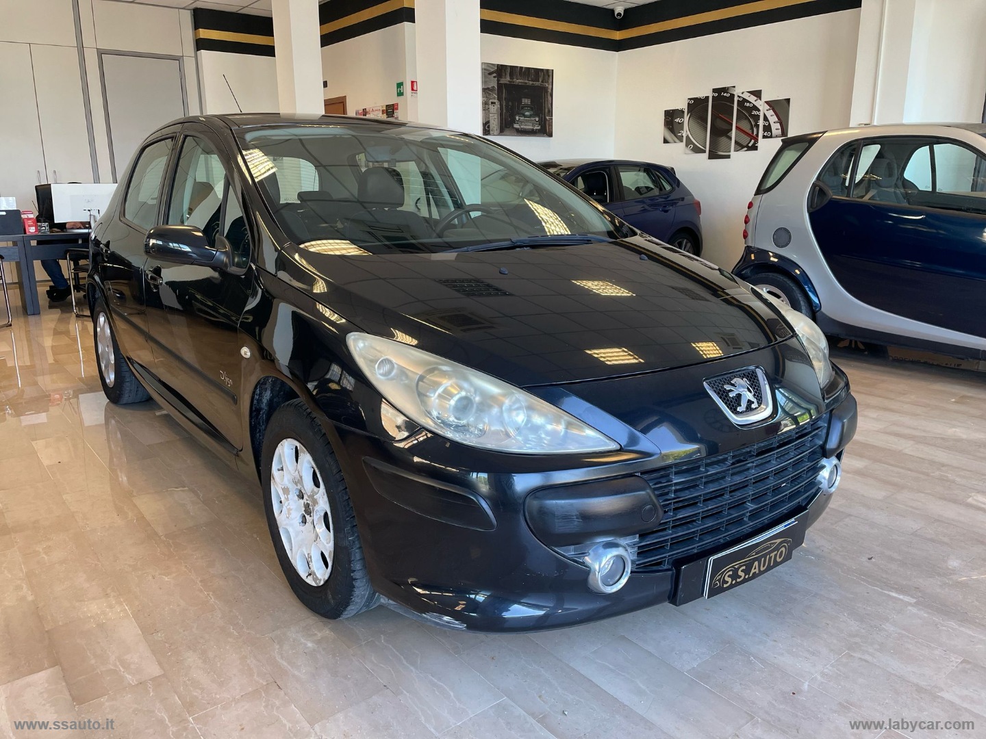 PEUGEOT 307 1.4 16V 5p. D-Sign 