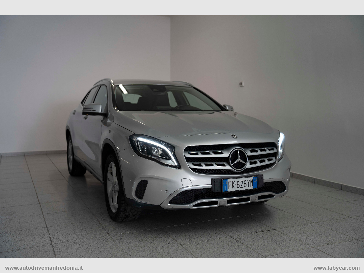 MERCEDES-BENZ GLA 220 CDI Automatic Premium 