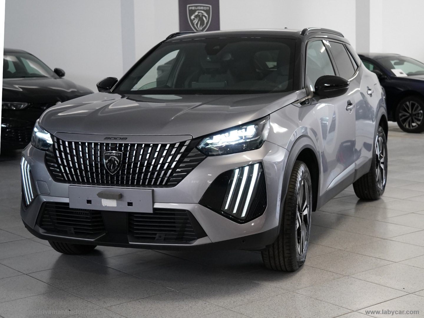 PEUGEOT 2008 Hybrid 136 e-DCS6 GT 