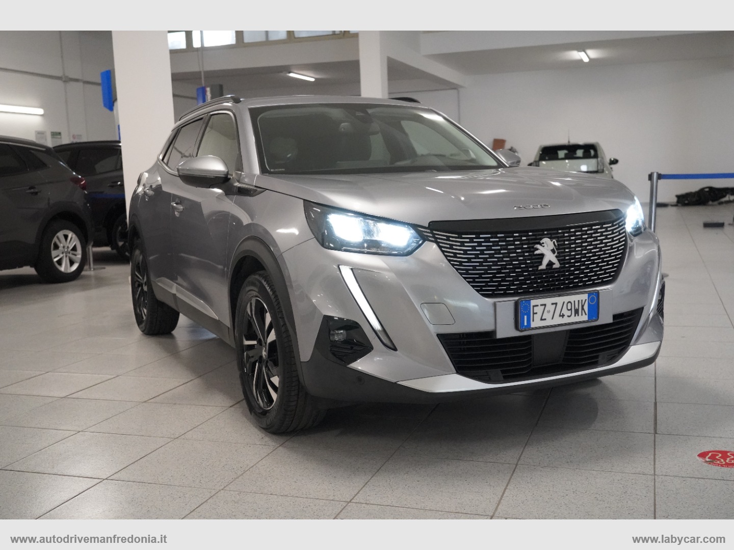 PEUGEOT 2008 PureTech 130 S&S Allure Navi Pack 