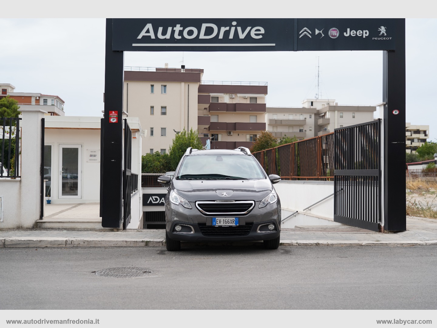 PEUGEOT 2008
