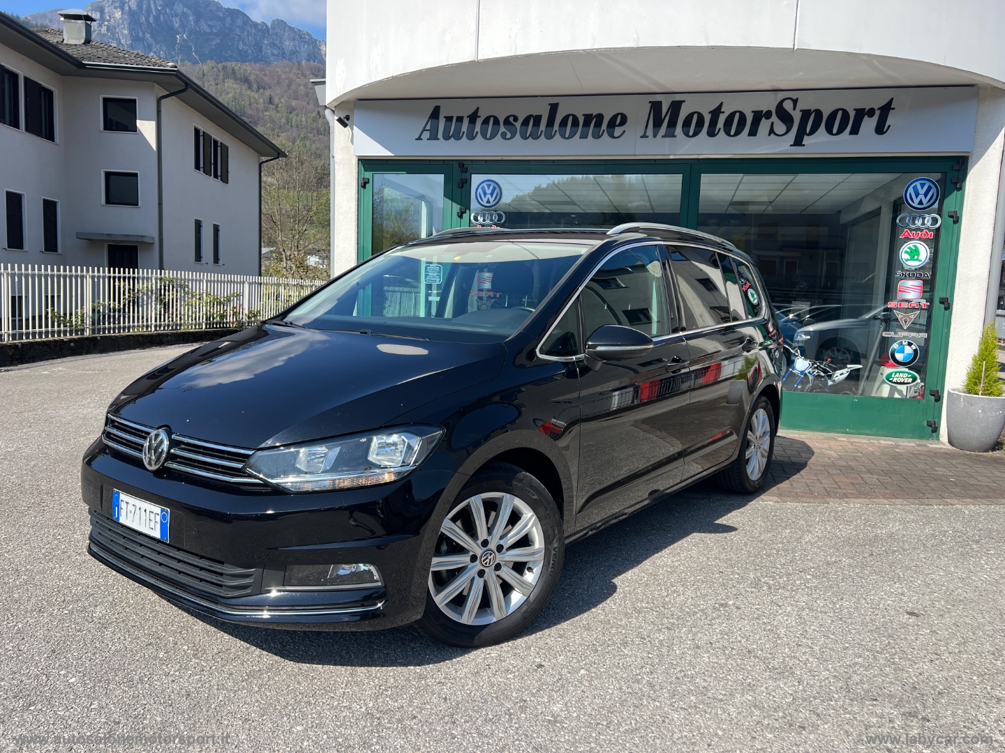 VOLKSWAGEN Touran 2.0 TDI 150 CV DSG Highline BMT 7 POSTI