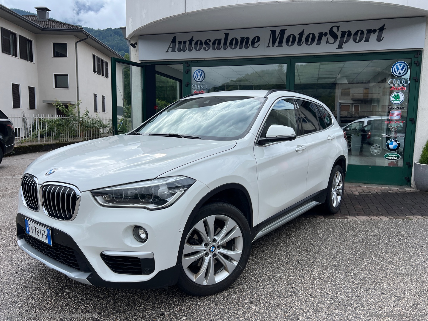 BMW X1 sDrive18d Advantage 