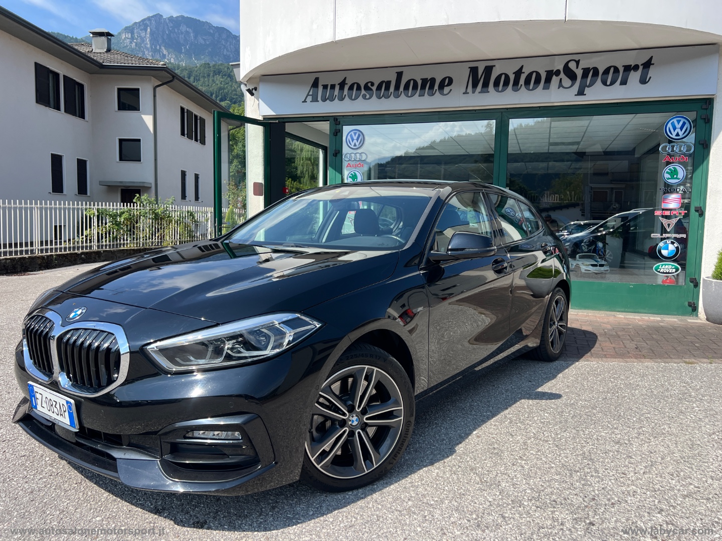 BMW 120d xDrive 5p. Sport RETROCAMERA