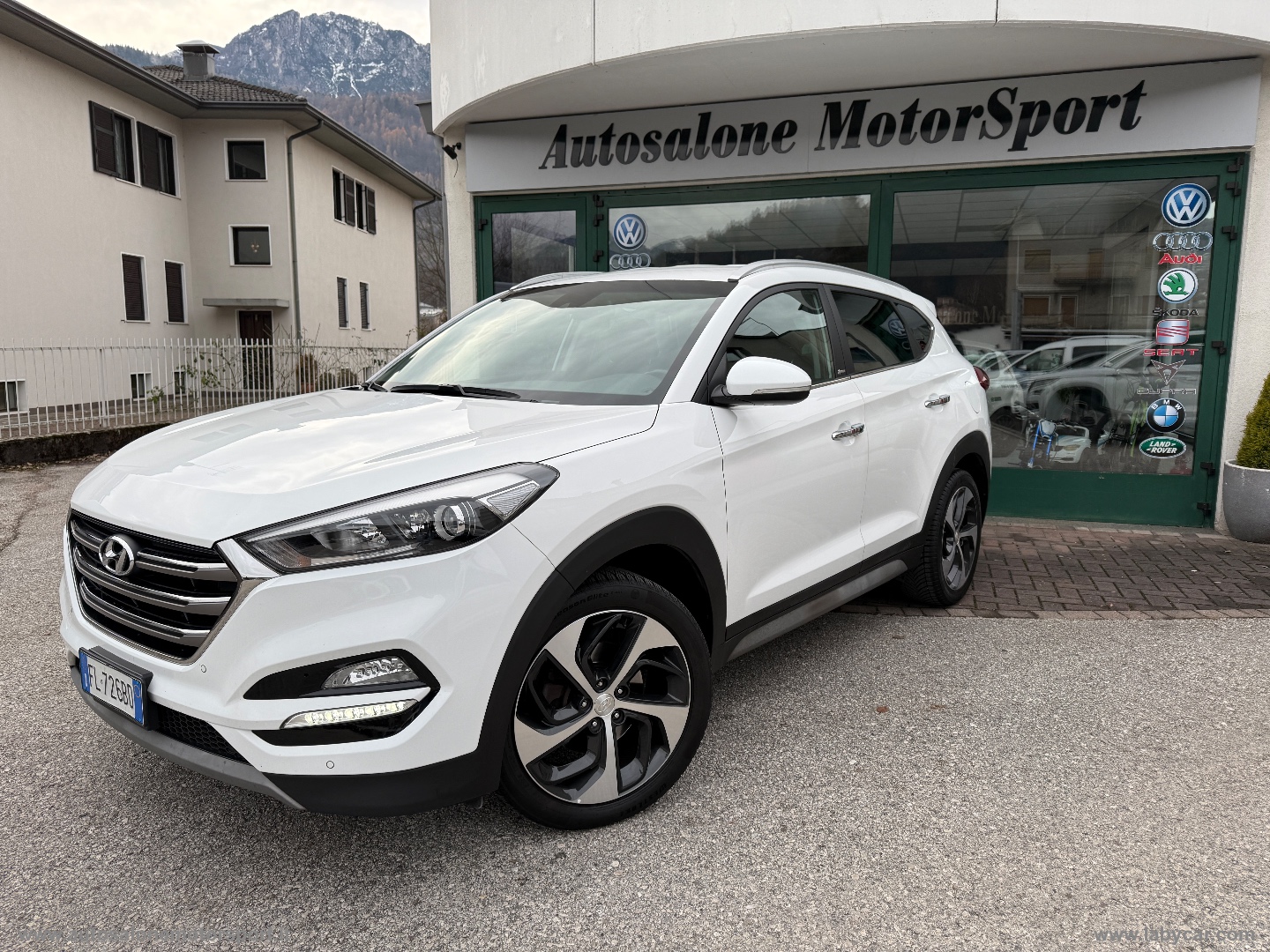 HYUNDAI Tucson
