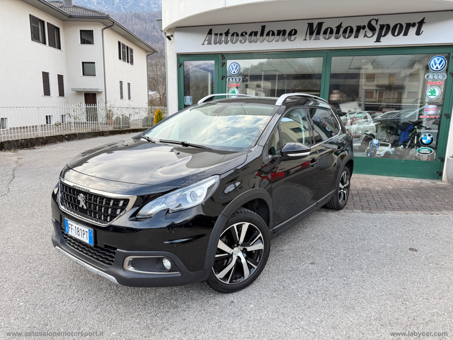 PEUGEOT 2008 BlueHDi 120 S&S Allure GANCIO DI TRAINO