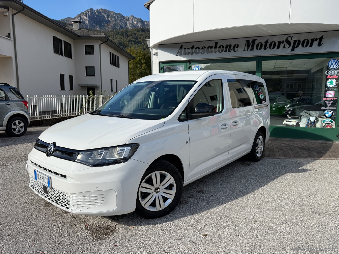 VOLKSWAGEN Caddy 2.0 TDI 102CV Life Maxi 7 POSTI