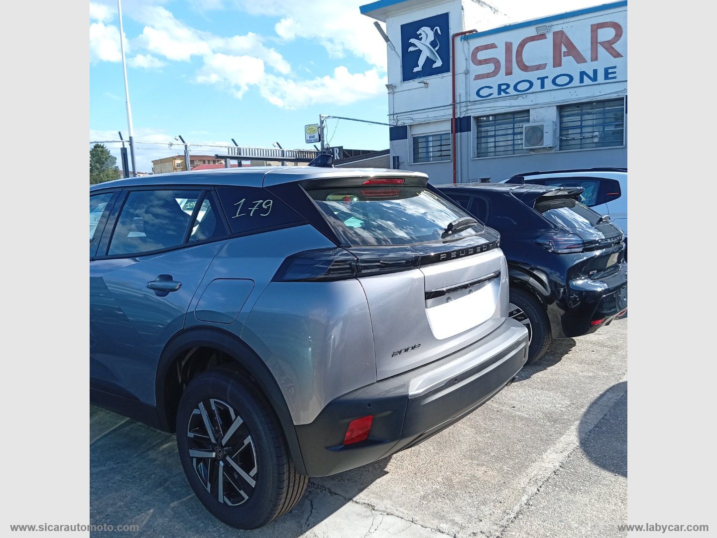 PEUGEOT 2008 PureTech 100 S&S Style 