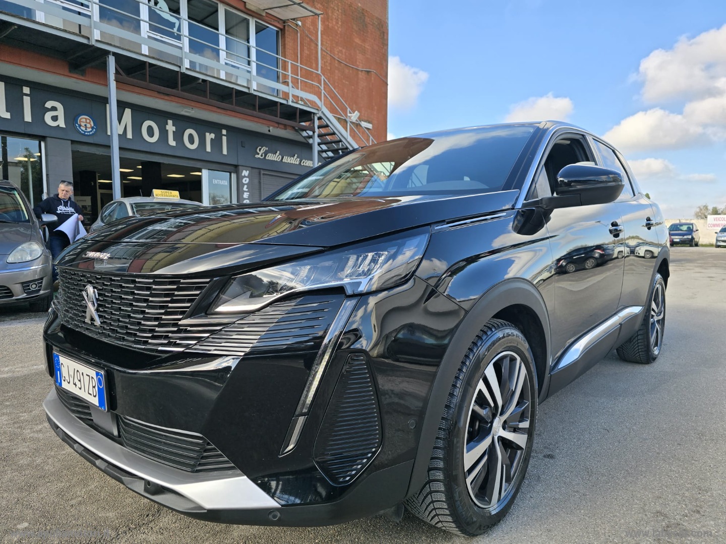 PEUGEOT 3008
