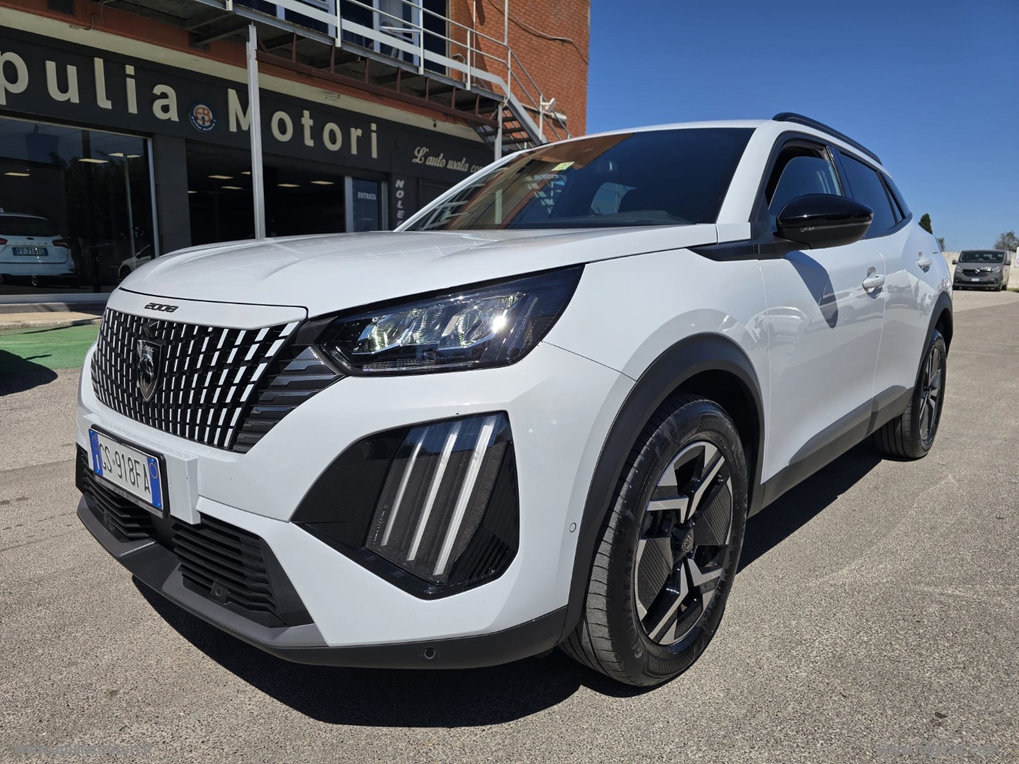 PEUGEOT 2008