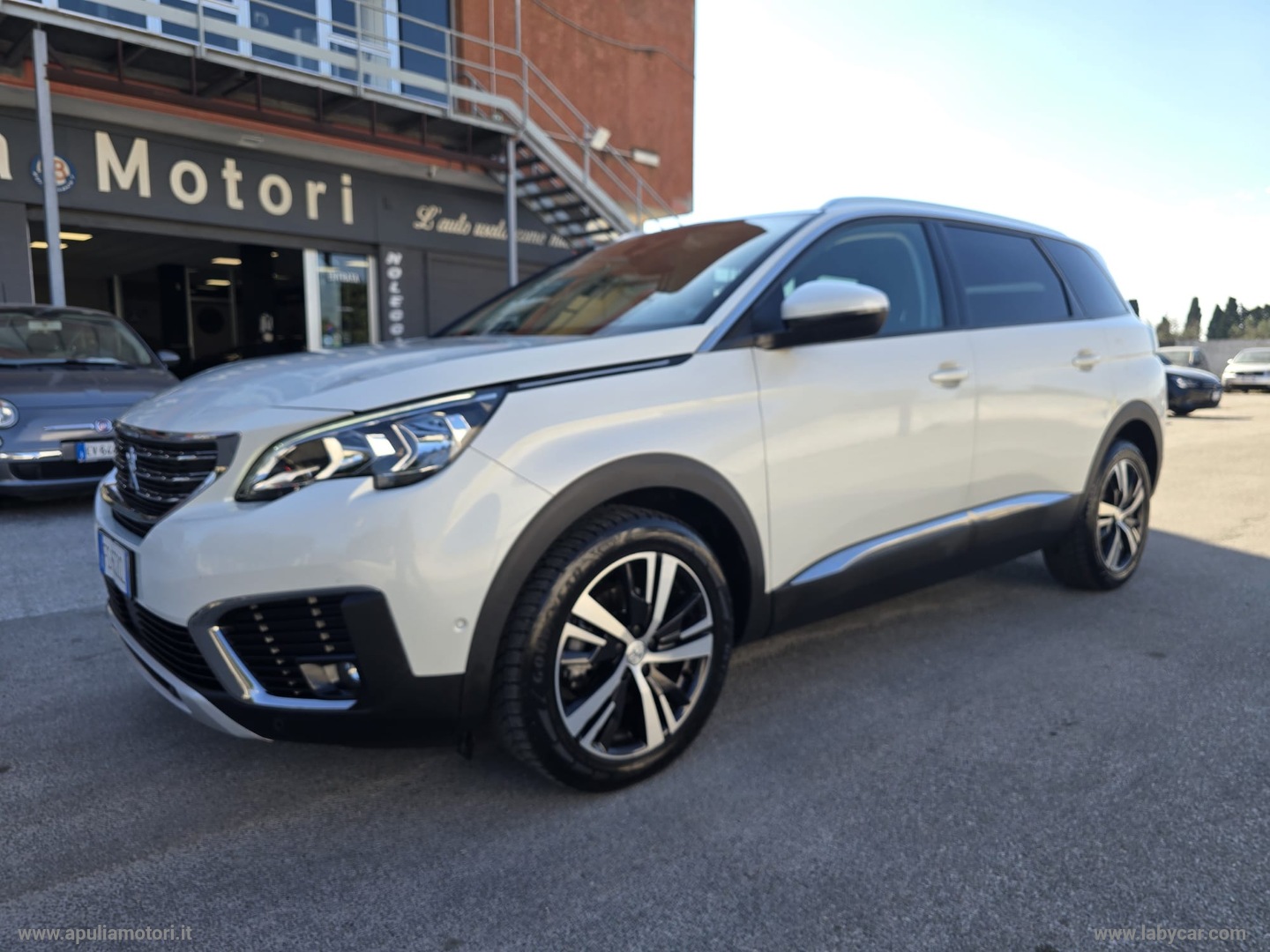 PEUGEOT&nbsp;5008
