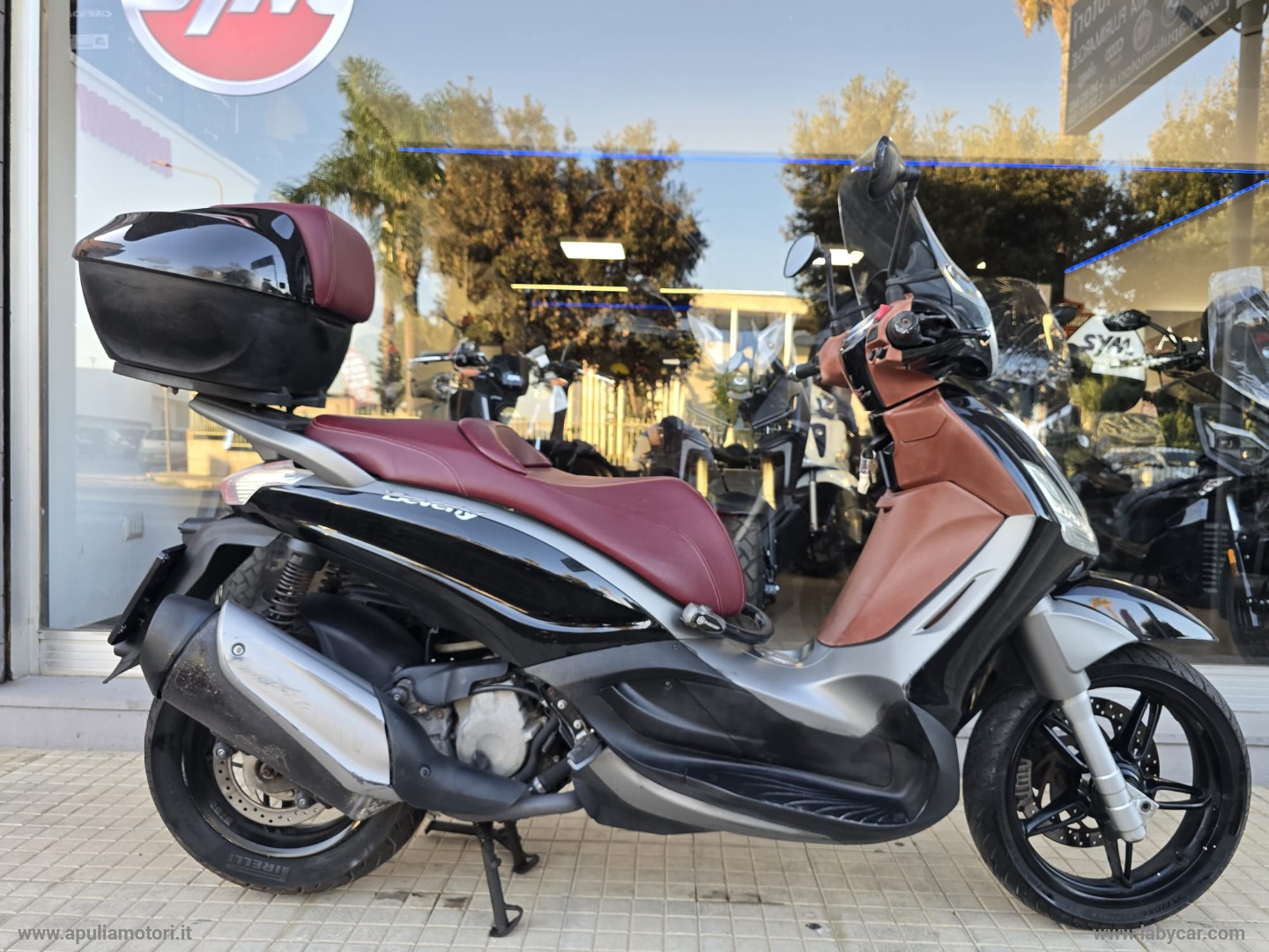 PIAGGIO Beverly 350