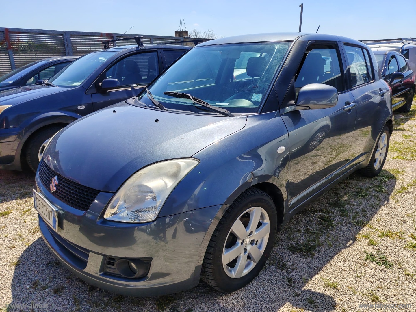 SUZUKI Swift