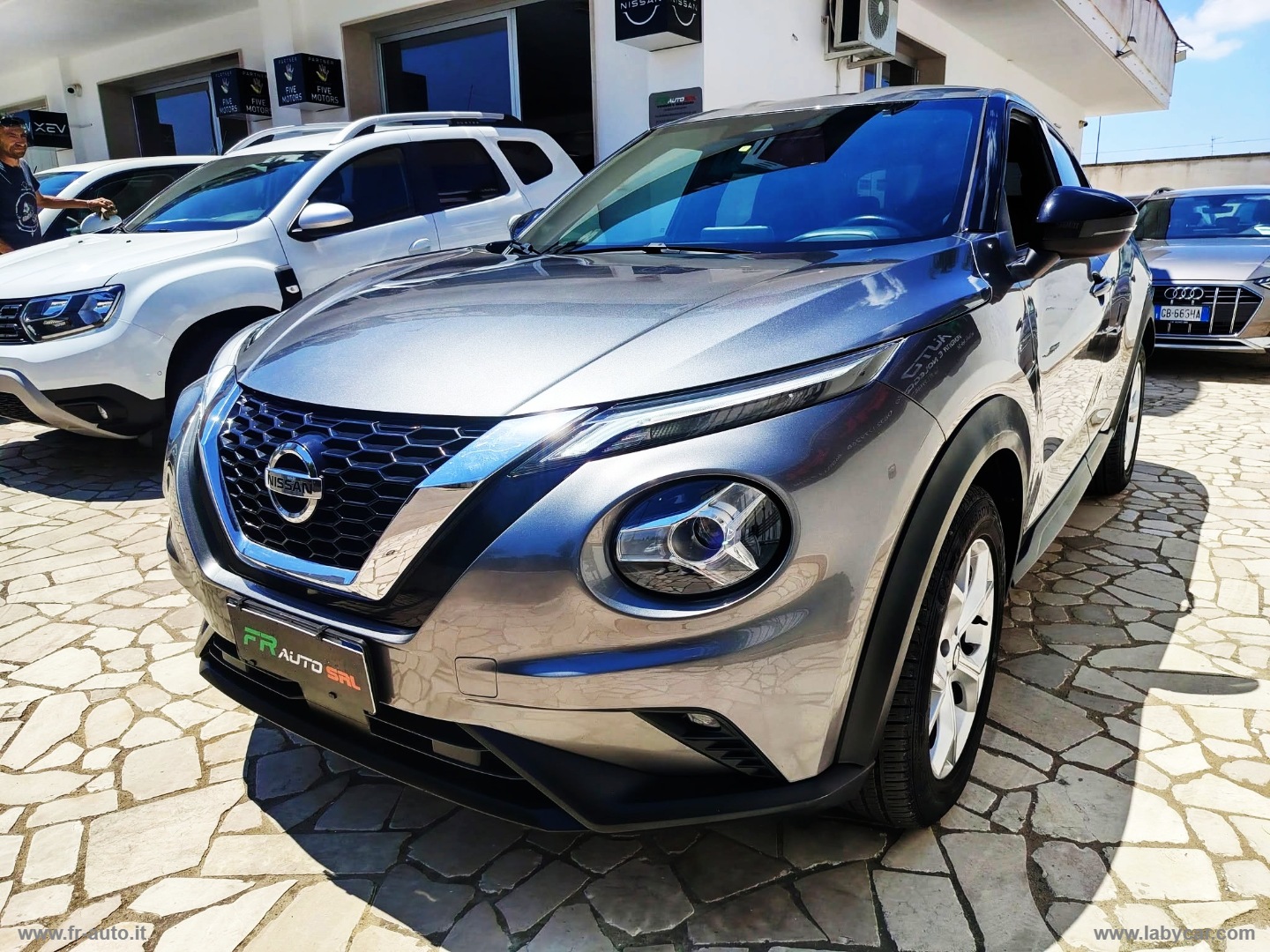NISSAN Juke