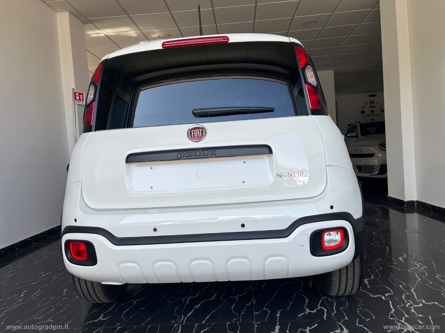 FIAT Panda 1.0 FireFly S&S Hybrid Pandina 