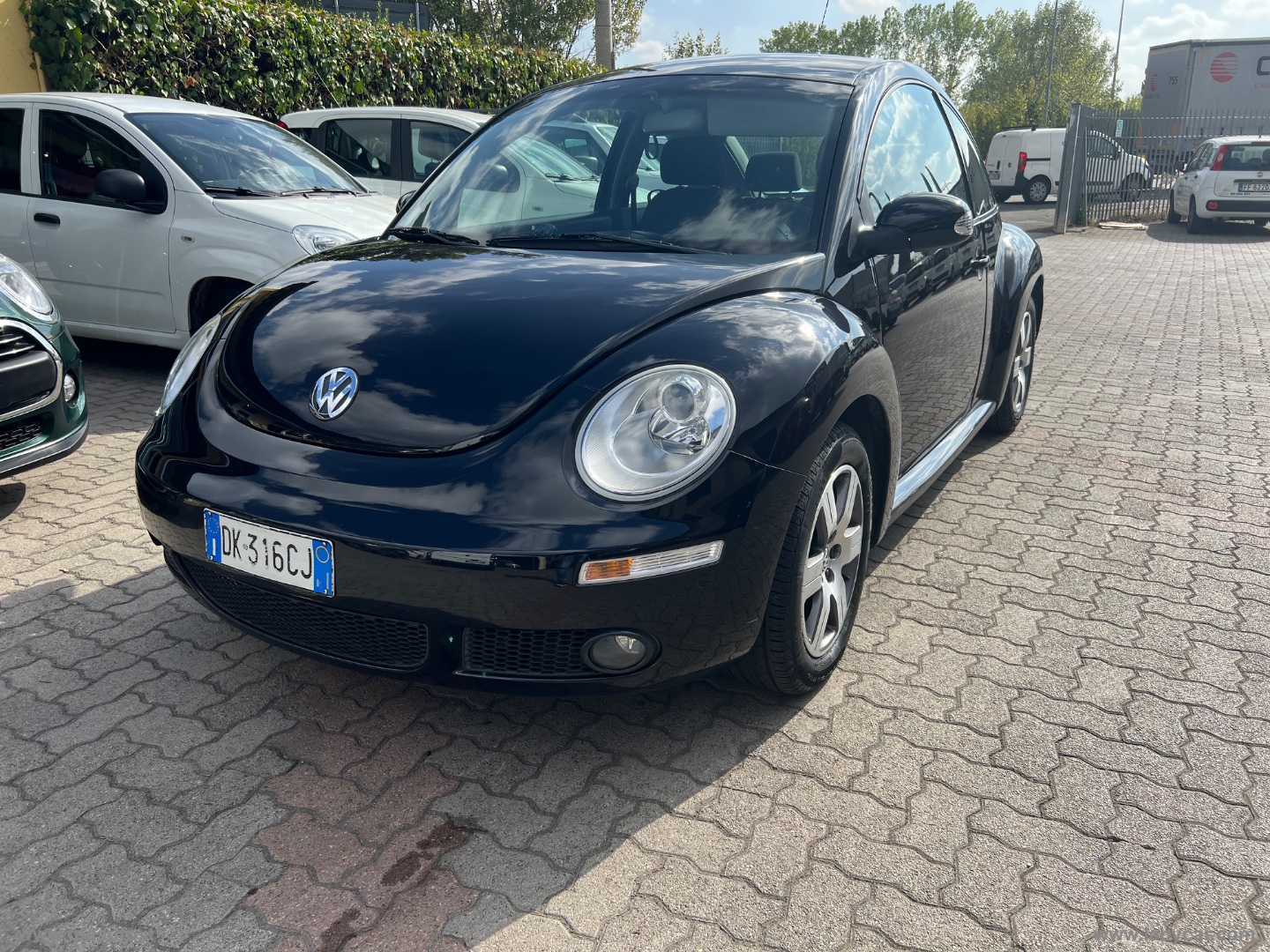 New Beetle 1.6                                                        