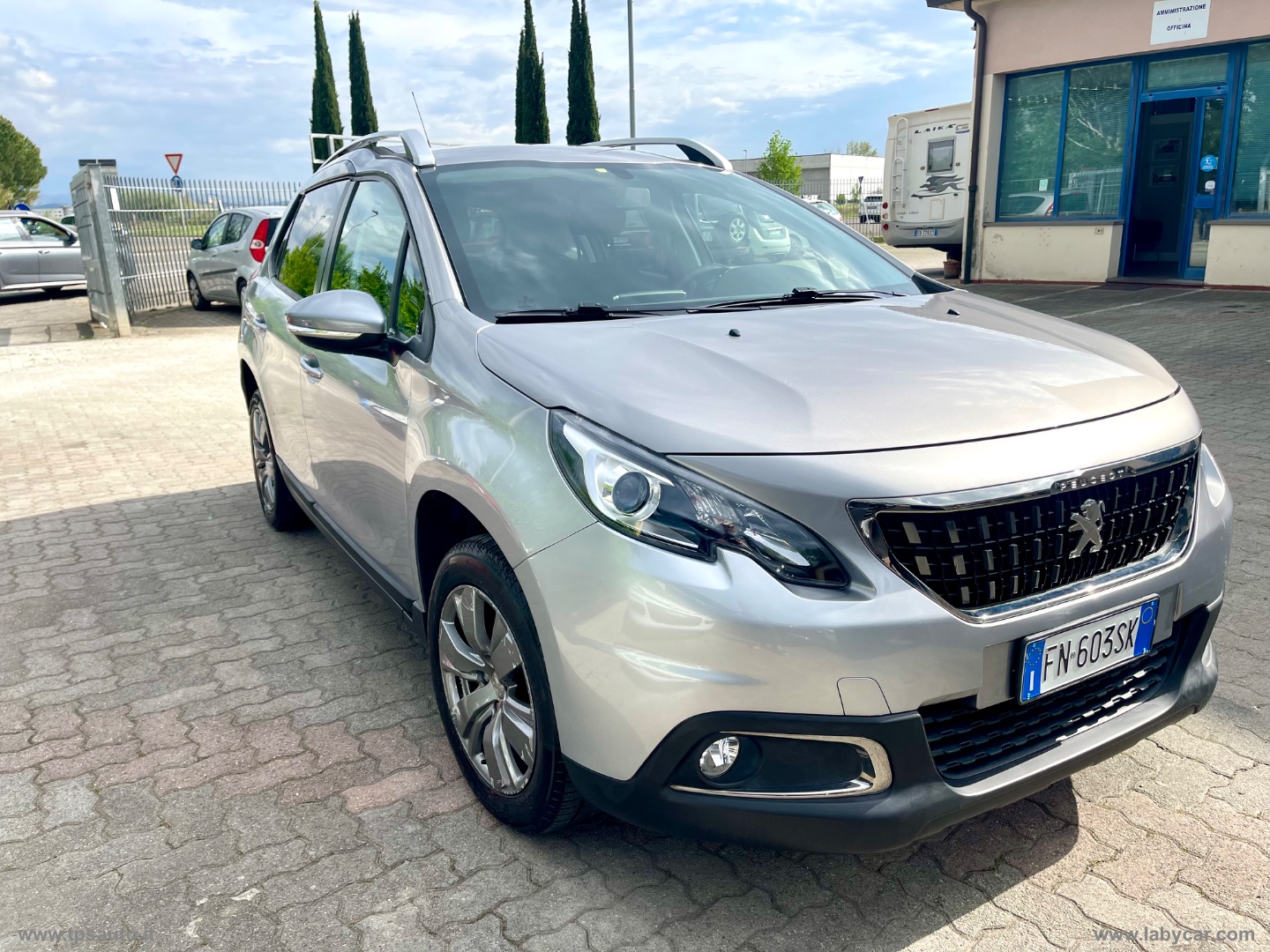 PEUGEOT 2008