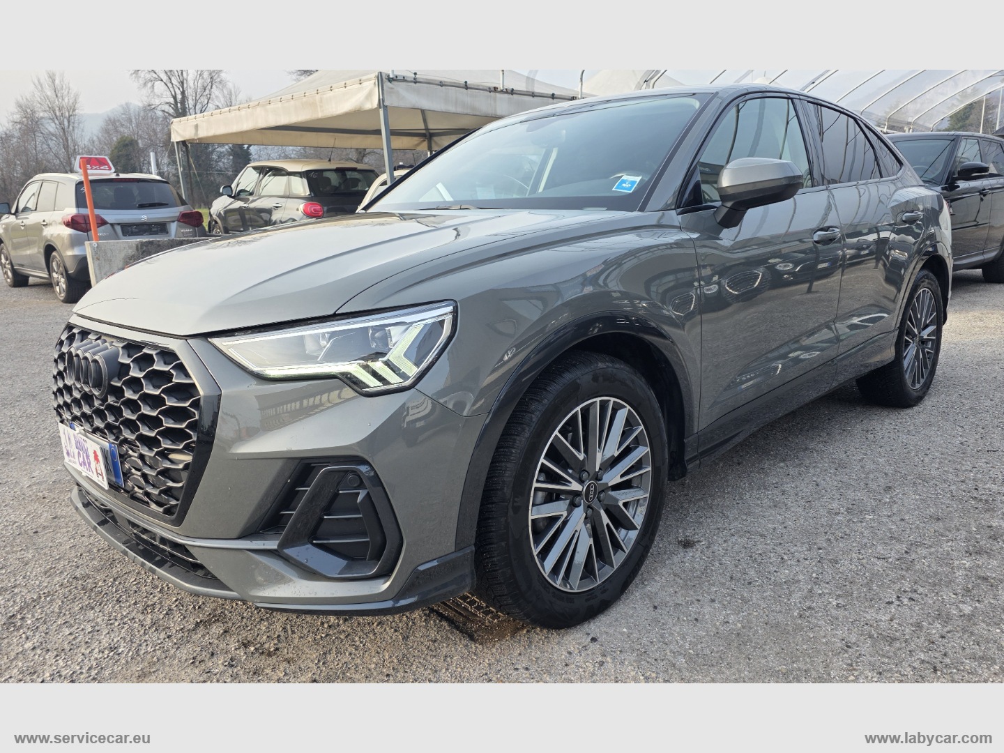 AUDI Q3