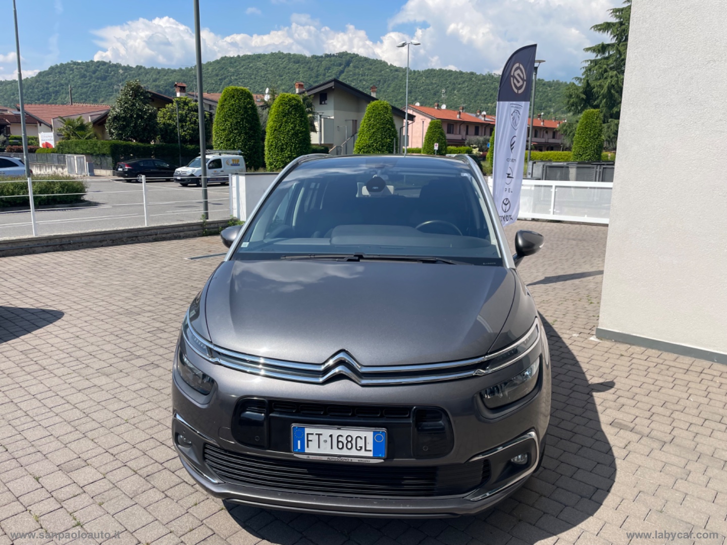 CITROEN Grand C4 S.T. PureTech 130 S&S Shine 