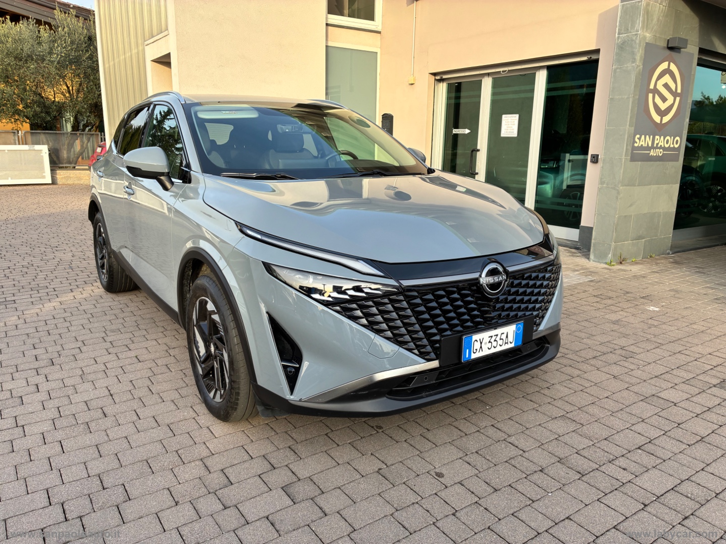 NISSAN Qashqai