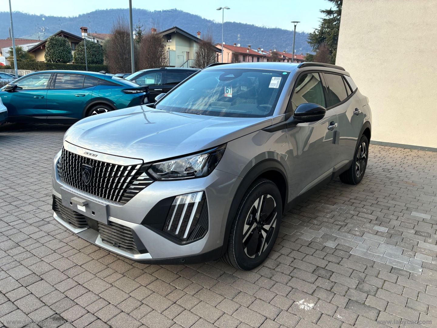 PEUGEOT 2008 PureTech 130 S&S EAT8 GT 