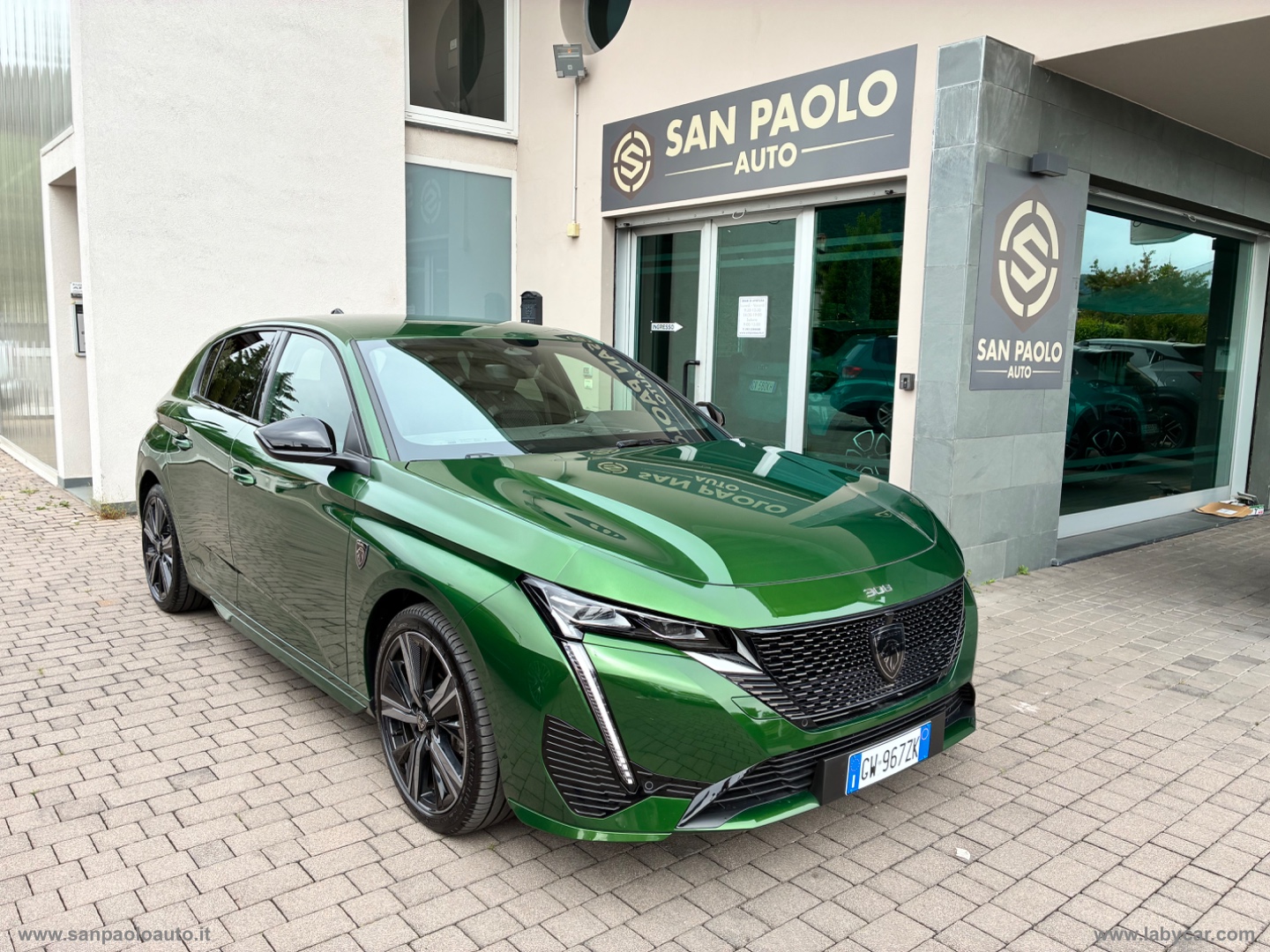 PEUGEOT 308