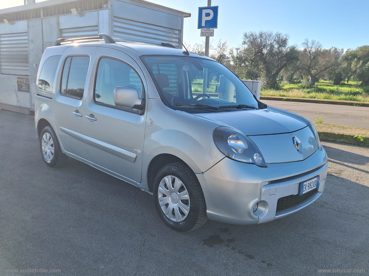 RENAULT Kangoo
