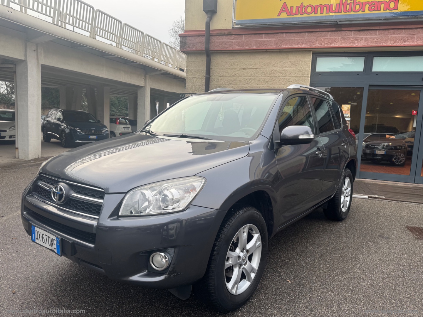 TOYOTA RAV4