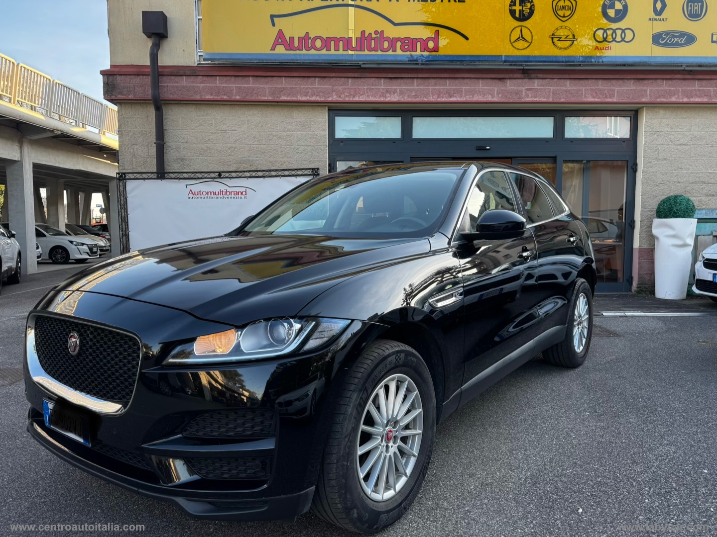 JAGUAR F-Pace 2.0 D 180 CV AWD aut. Portfolio 