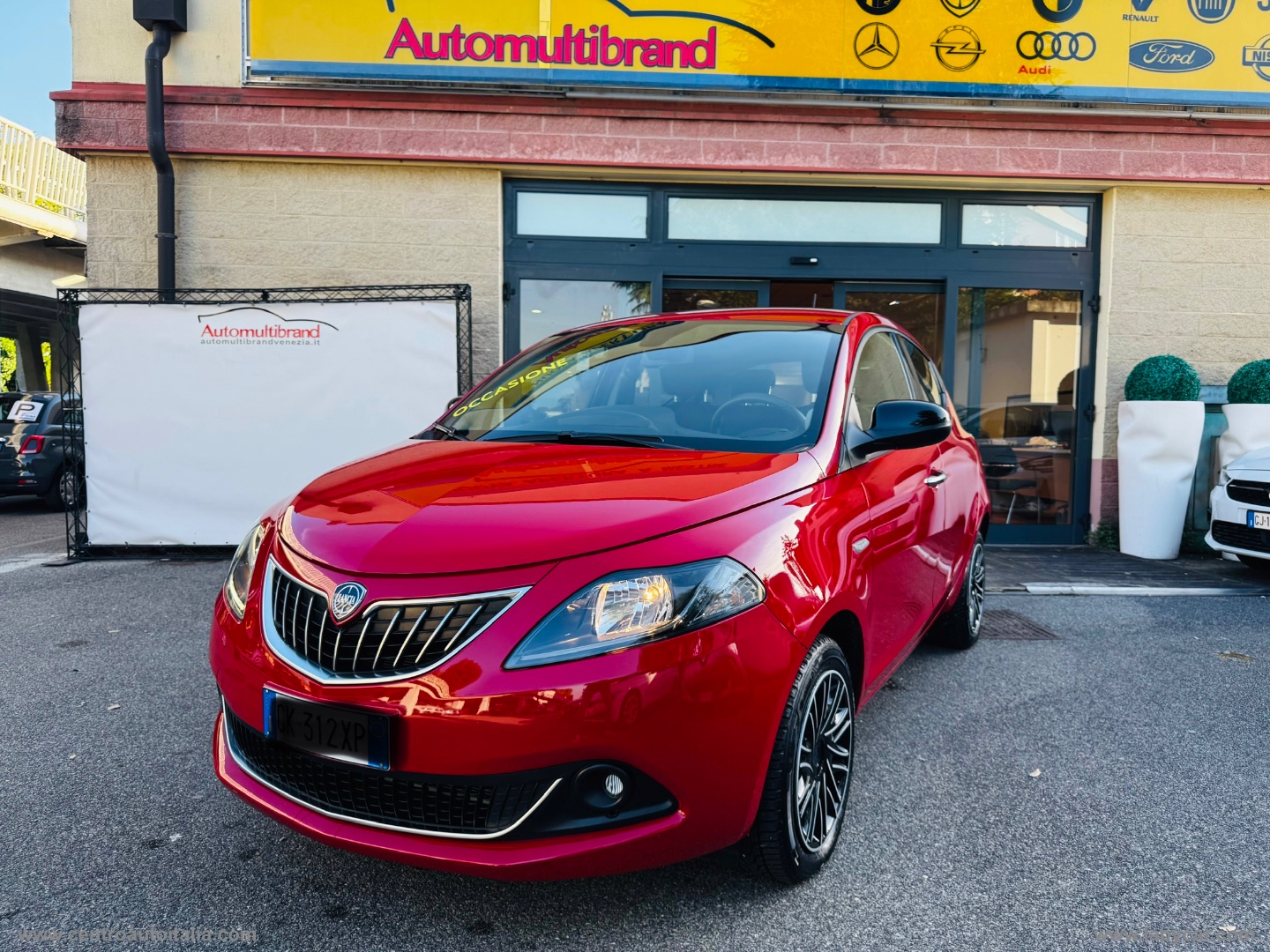 LANCIA Ypsilon