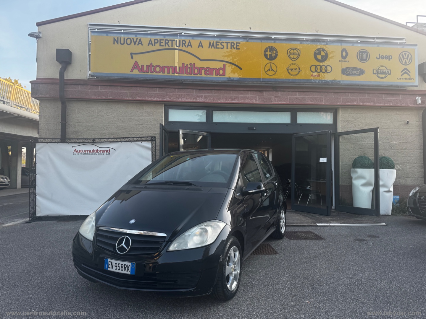 MERCEDES-BENZ A 160 BlueEFFICIENCY Special Edition 