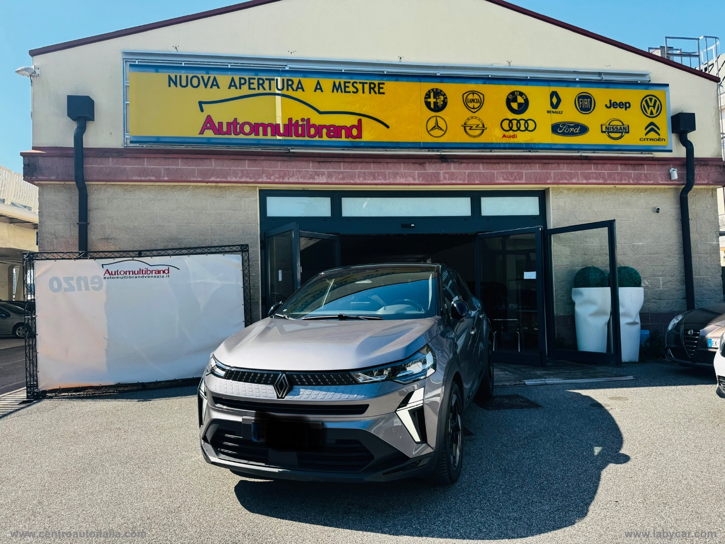 RENAULT Captur TCe 90 CV Techno                                                        