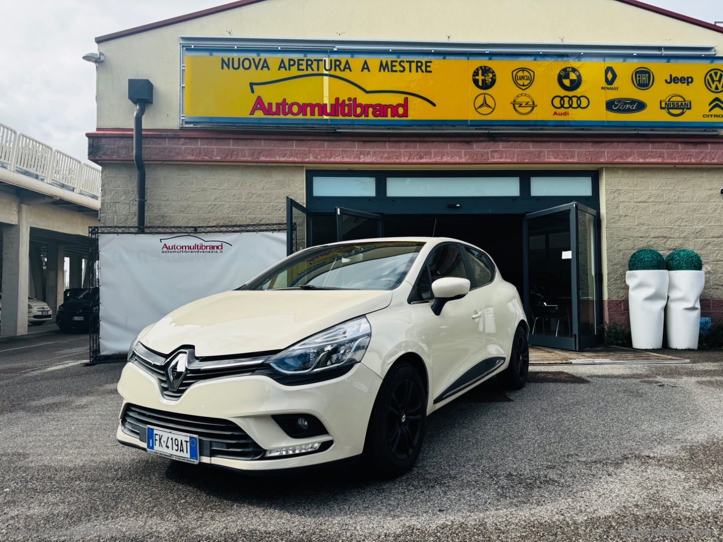 RENAULT Clio