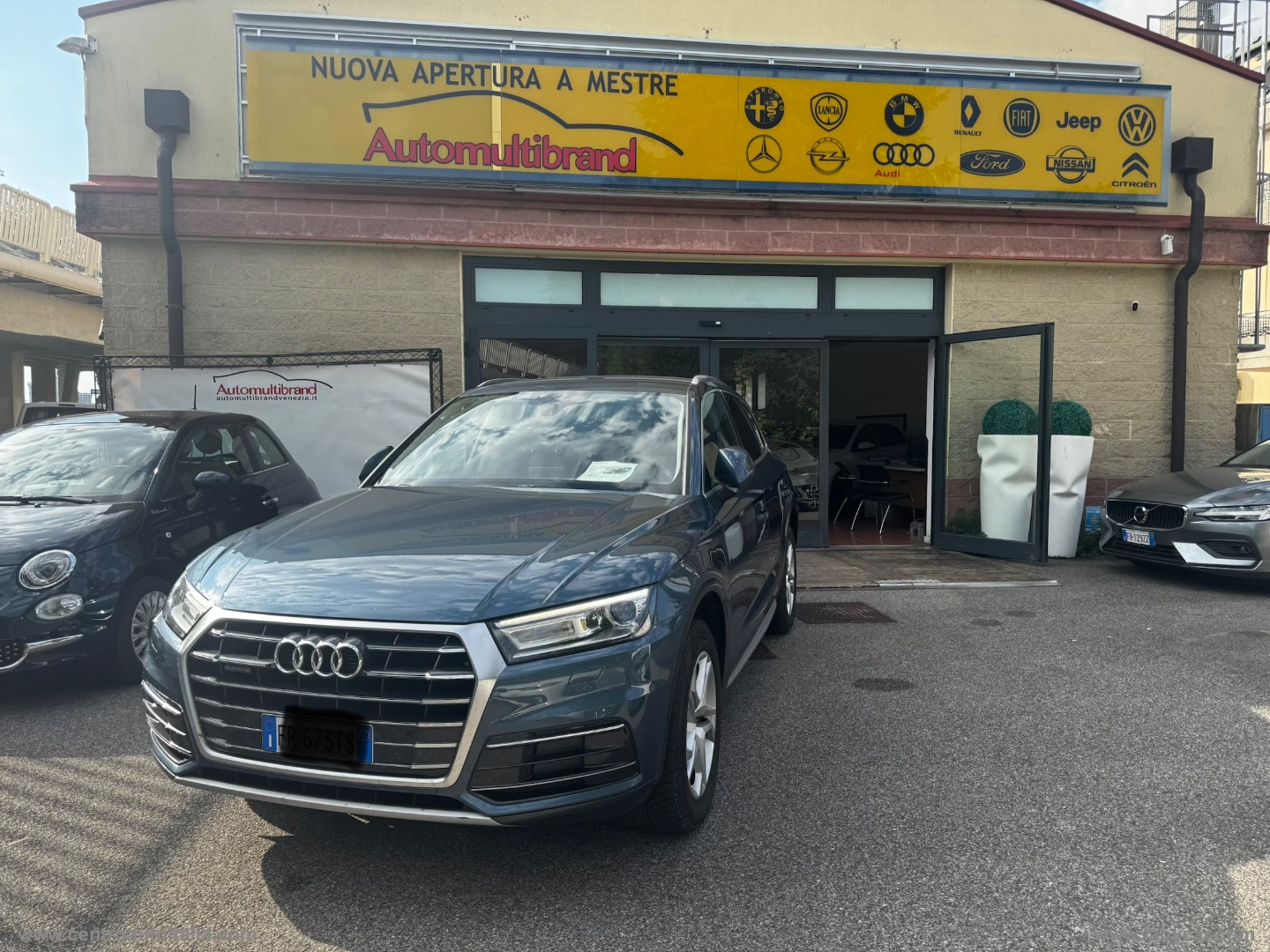 AUDI Q5 2.0 TDI quattro S tronic Business 