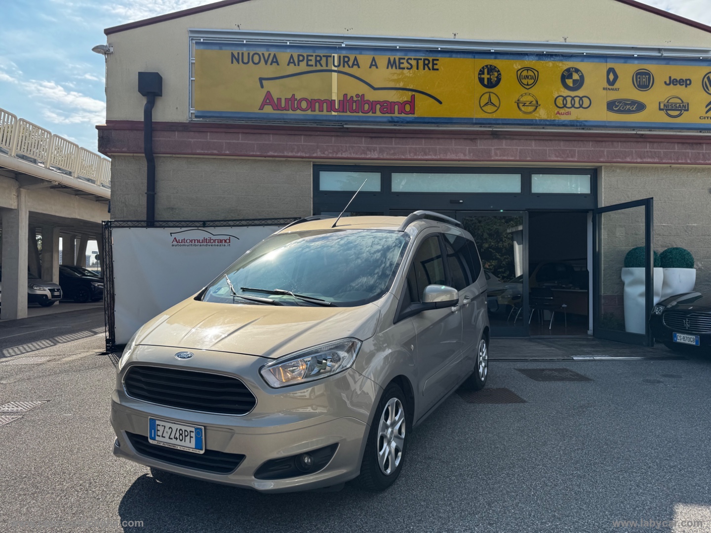 FORD Tourneo Courier 1.0 EcoBoost 100 CV Tit. 