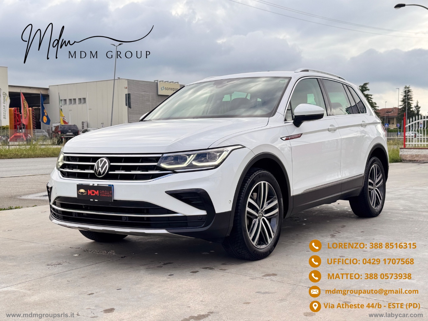 VOLKSWAGEN Tiguan