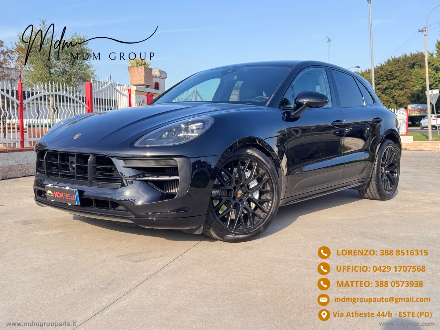 PORSCHE Macan